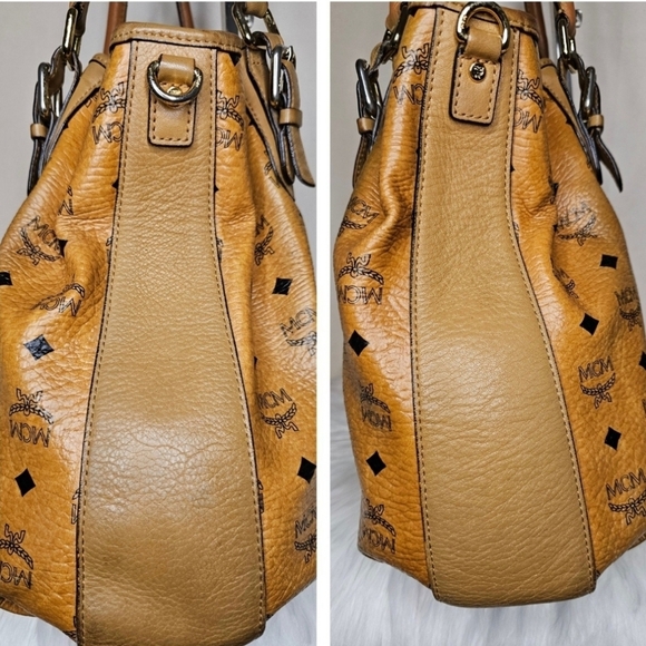 🔹️ MCM 🔹️VISETOS BUCKET/ HANDBAG (missing strap) ✨️🤎 - Picture 7 of 12